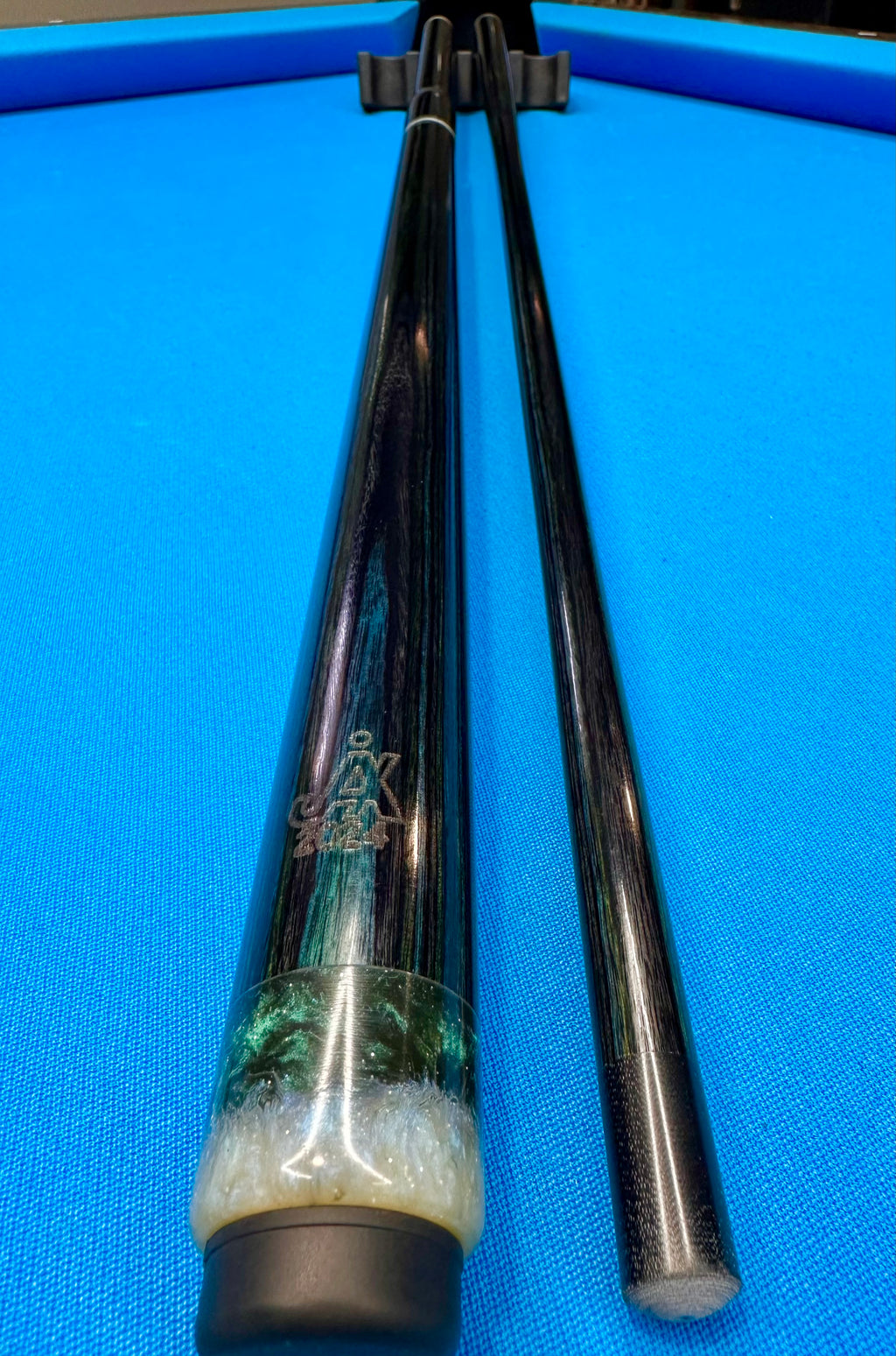 Jumpin Jax Jump/break cue